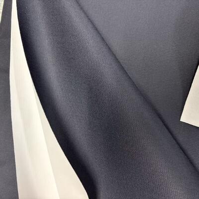 025 mm dikte Brandbestendig Materiaal Breedte 150 cm Geschikt voor industriële toepassingen Duurzame en brandveilige oplossing