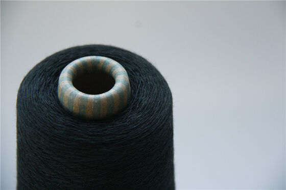 S Twist FR VISOCE YARN Glad uiterlijk Vlamvertragend garen Perfect voor beschermende kleding en technische toepassingen