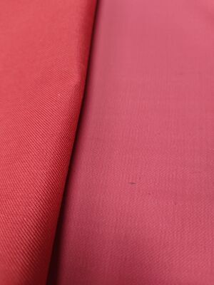 100% Meta-Aramid met PU-coating Hoge hittebestendigheid Waterdichte en oliebestendige Nomex stof